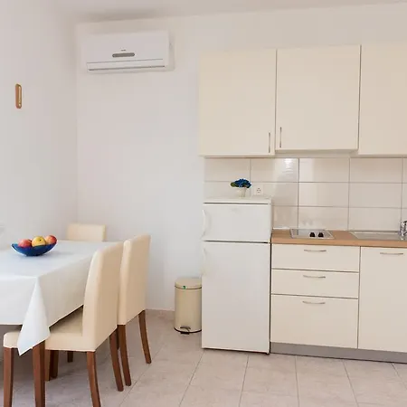 Apartment Matic Sonkovic Skradin Room photo